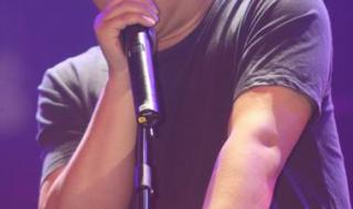 魔岩三杰红磡演唱会 魔岩三杰红磡演唱会